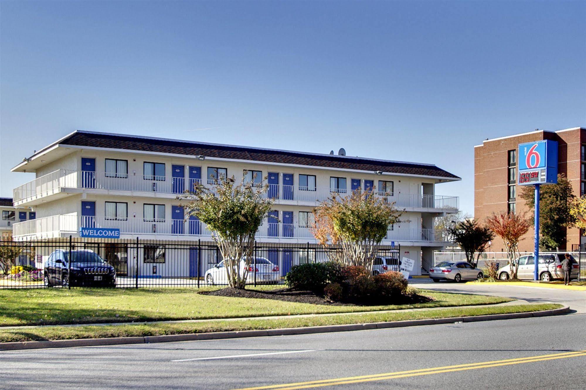 Motel 6-Capitol Heights, Md - Washington Largo Exterior foto