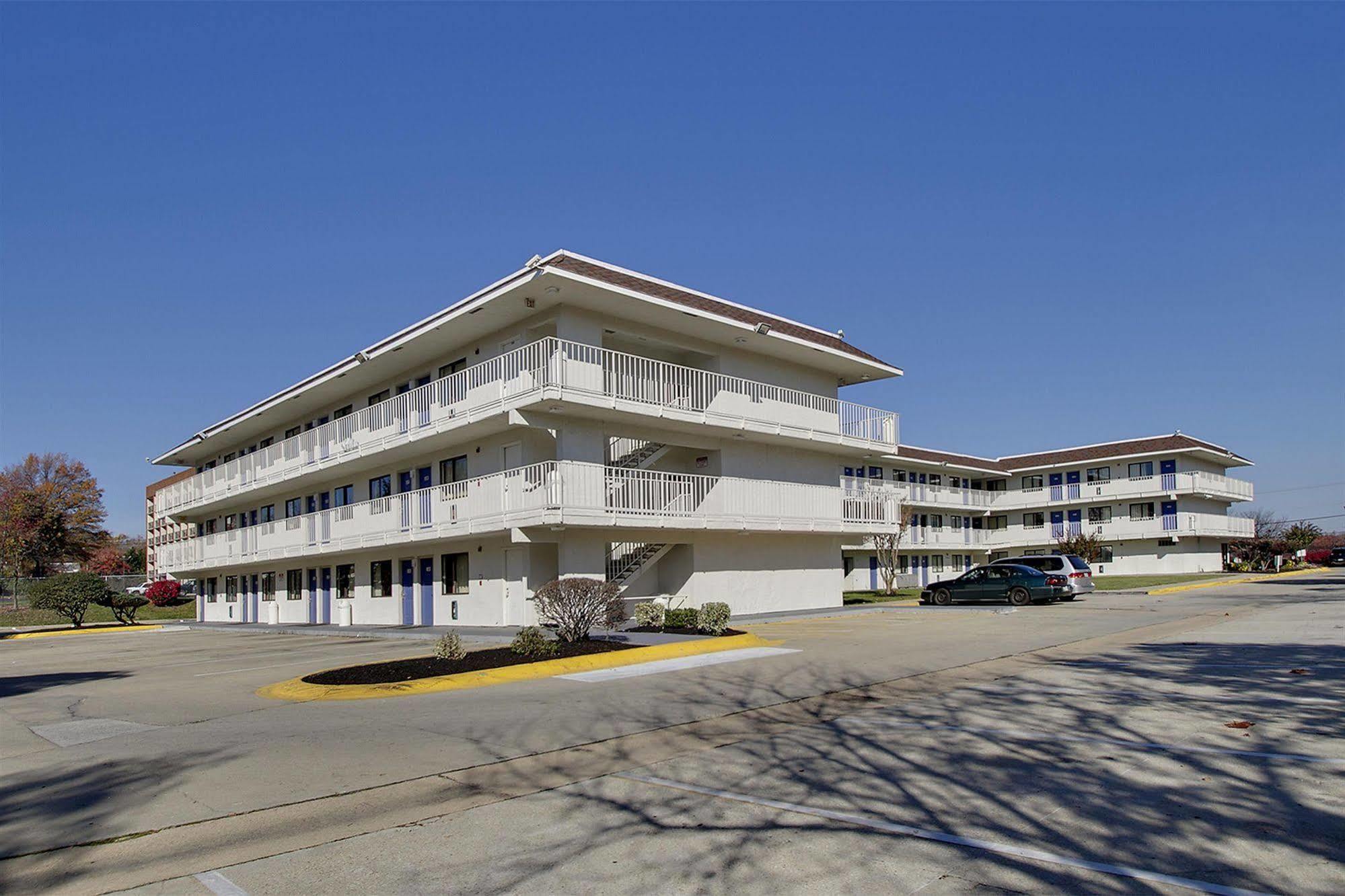 Motel 6-Capitol Heights, Md - Washington Largo Exterior foto